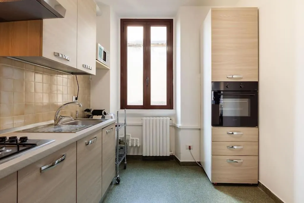Ferrari - Ac -Wifi - Flexyrent Apartment Milán
